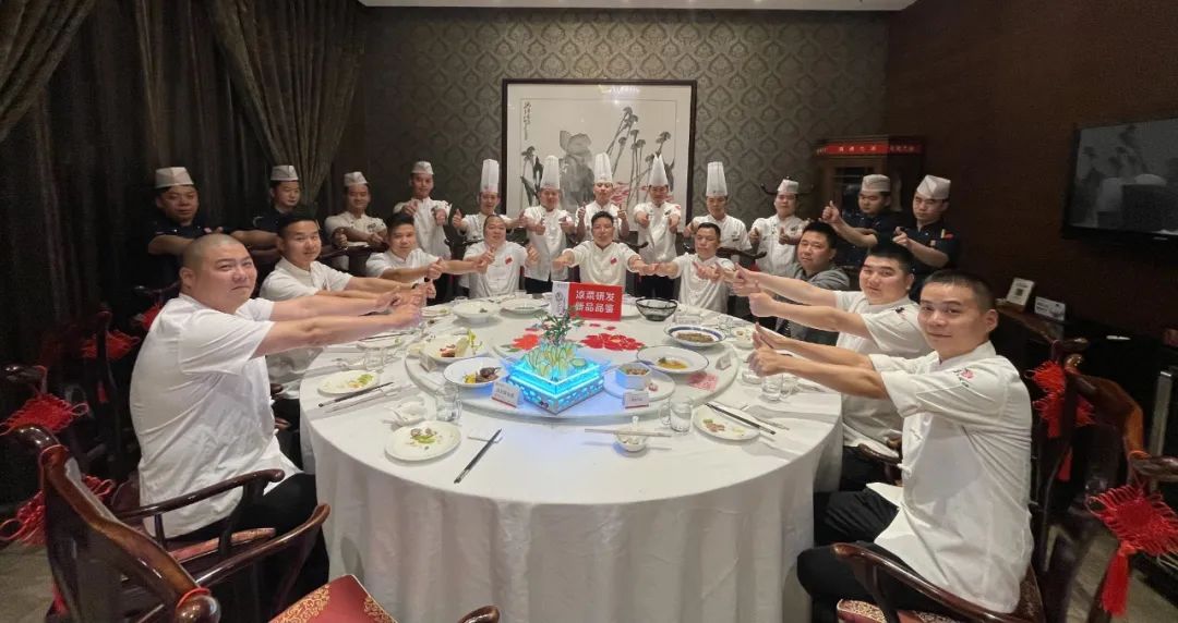 1652318021610546.jpg 1.jpg